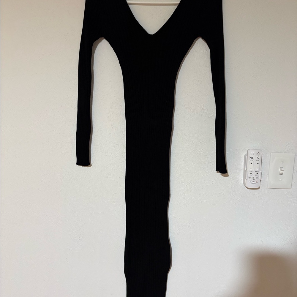 Fashion Nova Black Ribbed V-Neck Long Sleeve Dress